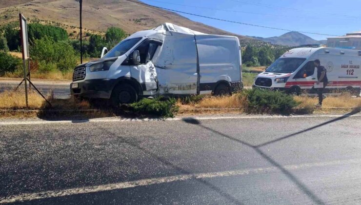 Malatya’da Otobüs ile Kamyonet Çarpıştı: 1 Yaralı