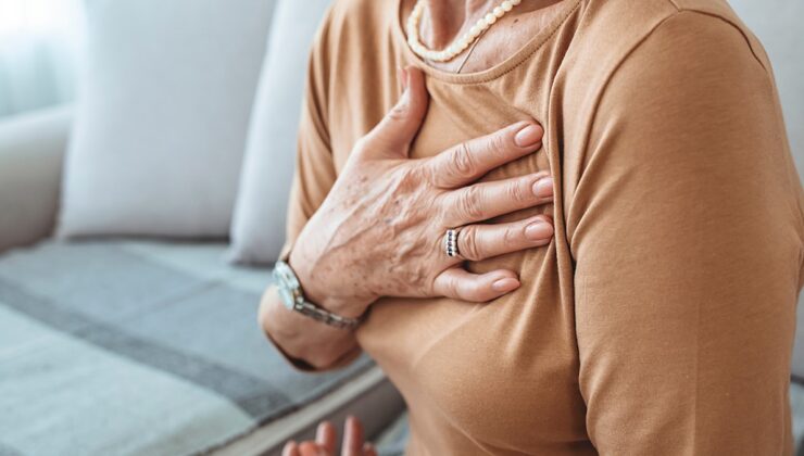 Menapoz Kalp Krizi Riskini Beş Kat Artırıyor