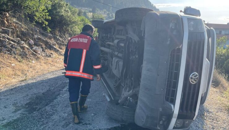 Mersin’de Minibüs Devrildi: 1’i Ağır 11 Yaralı