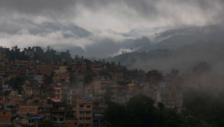 Nepal’de Toprak Kaymaları: En Az 9 Ölü