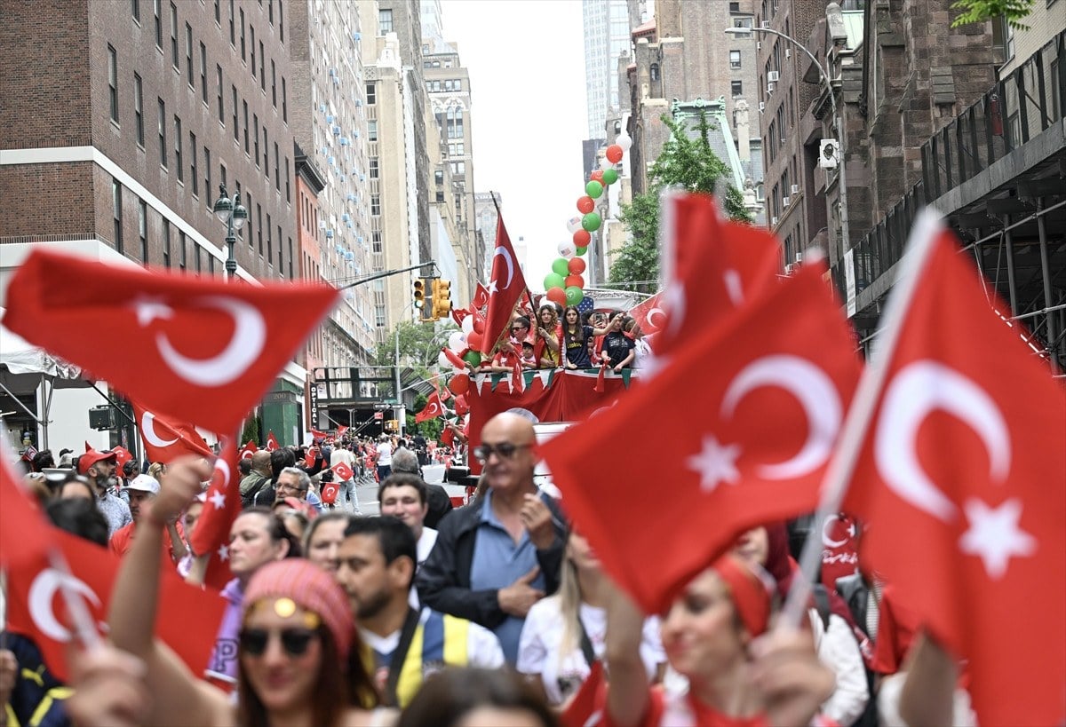 new york turk bayraklariyla donandi 41 klasik turk gunu yuruyusu 4 1dXPPW7f