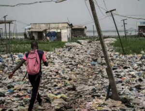 O Ülkeden Tarihi Adım… Gelecek Yıl Tek Kullanımlık Plastikler Yasaklanacak