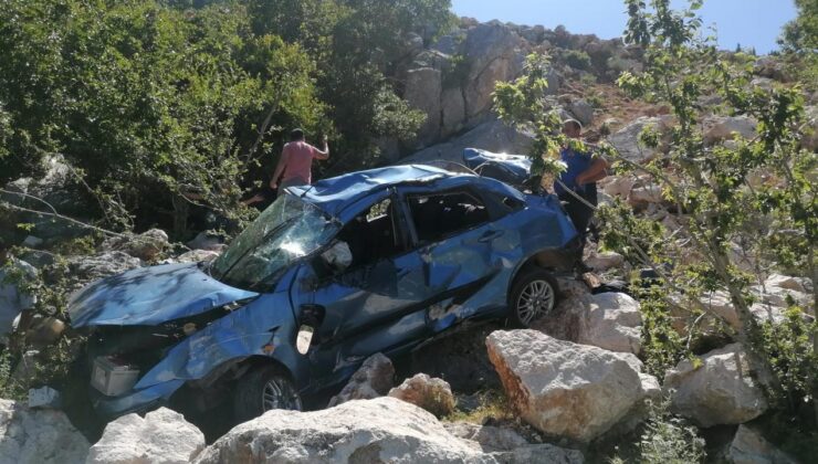 Osmaniye’de Uçuruma Yuvarlanan Arabadaki 5 Kişi Yaralandı