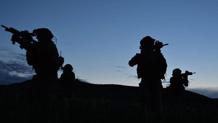 Pençe Kilit Bölgesi’nde 3 Pkk’lı Terörist Öldürüldü