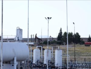Pkk/Ypg’den Suriye’de Petrol Gasbı: Yılda 2,5 Milyar Dolar Örgüt Kasasına Aktarılıyor
