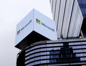 Rus Korsanlar Microsoft’a Sızdı: E-Postalar Tehlikede