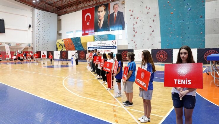 Samsun’da Yaz Spor Okulları ve Manisiz Spor Okulları Açıldı