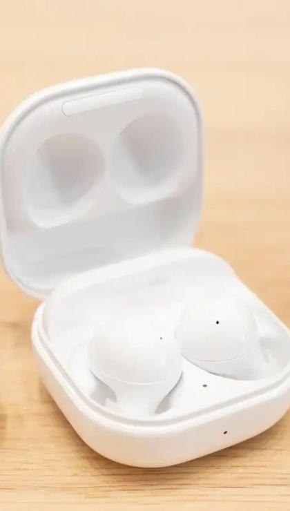 samsung galaxy buds 3 ve buds 3 pronun ozellikleri ortaya cikti 0 UMBvB5WU