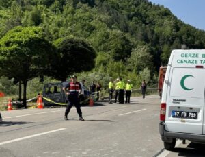 Sinop’ta Araç Devrildi! Yaralılar Var