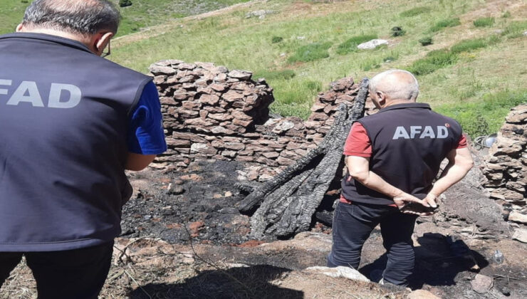 Soba Borusundan Çıkan Alevler 5 Yayla Evini Yaktı