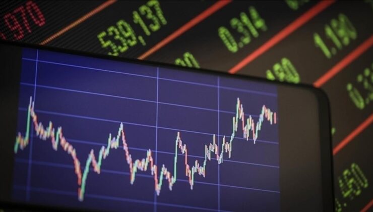 S&P 500 ve Nasdaq Endeksleri Kapanışta Rekor Tazeledi