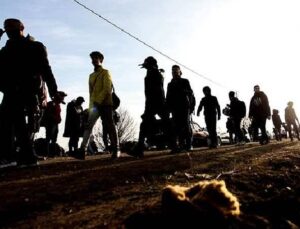 Taşgetiren: Suriyeli Göçmenler İçinden Milli Ekibimizde Uzunluk Gösterenler Olacak Mıdır?