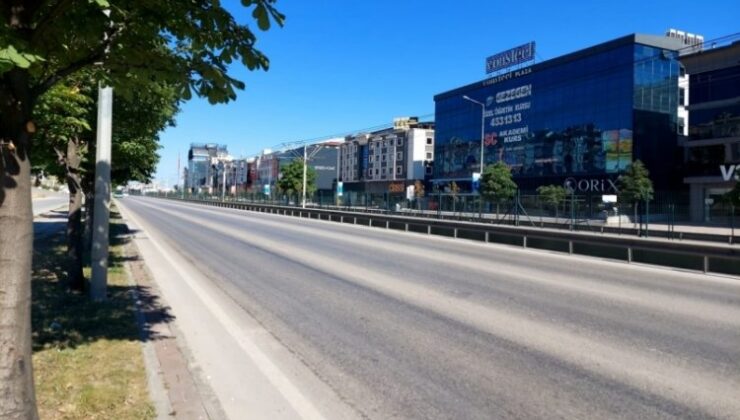 Tatil Bursa’ya Yaradı! Yolların ve Sokakların Sakinliği Huzur Verdi