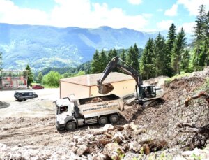 Trabzon Büyükşehir Belediyesi Çal Mağarası Etrafında Otopark Düzenlemesi Yapacak