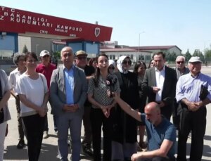 Tülay Hatimoğulları: “Arkadaşlarımızın İkinci Etap Kobani Kumpas Davasında Serbest Bırakılması Gerekiyor”