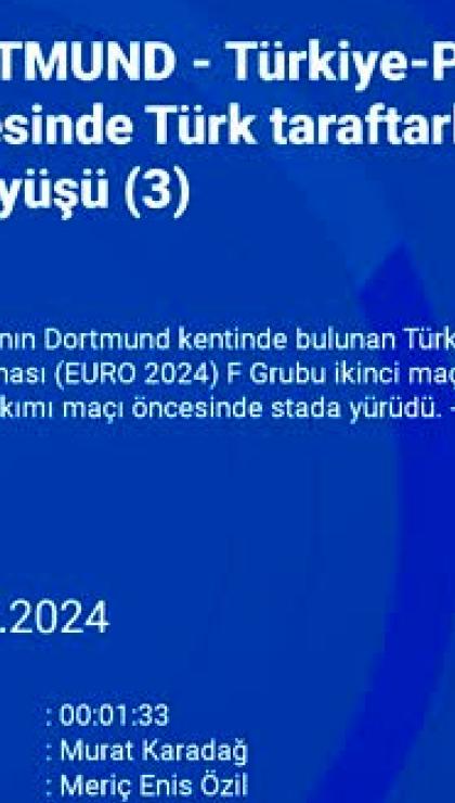 Türkiye-Portekiz maçı öncesinde Türk taraftarların stada yürüyüşü