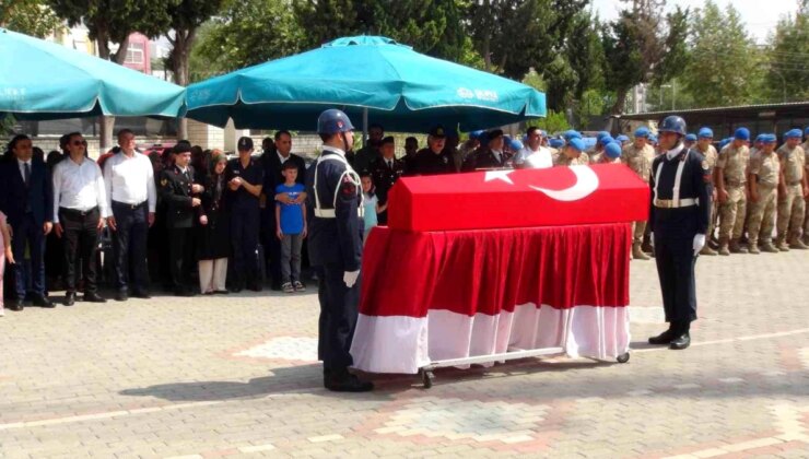 Uzman Çavuş Barış Gülçiçek’in Cenazesi Bitlis’e Uğurlandı