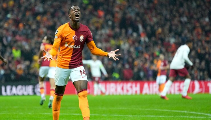 Wilfried Zaha, Galatasaray ile Yol Ayrımında