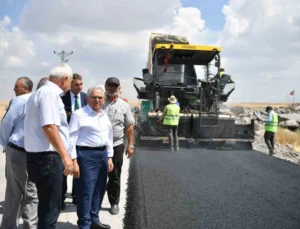 10 Mahalleyi İlgilendiren 50 Milyon TL’lik Asfalt Çalışması Başladı