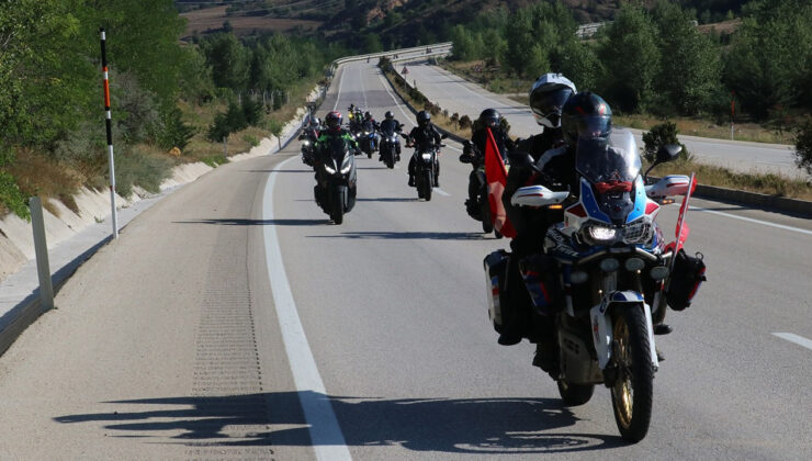 120 Motosikletle ‘İnebolu’dan Ankara’ya İstiklal Sürüşü’ Devam Ediyor