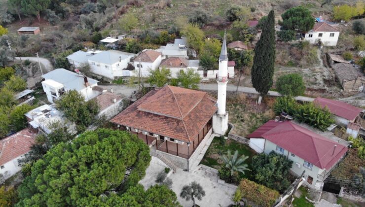 239 Yıldır Dimdik Ayakta Duruyor! Tarihe Tanıklık Eden Cihanoğlu Camii