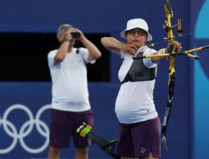 7 Aylık Hamile Azerbaycanlı Okçu, Olimpiyattaki Gayretiyle Takdir Topladı