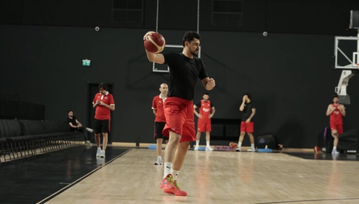 A Milli Erkek Basketbol Ekibi, Avrupa Şampiyonası Elemeleri İçin Hazırlıklarını Tamamladı