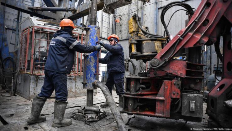 AB, Rusya’ya Petrol Ambargosunda Uzlaşı Arıyor