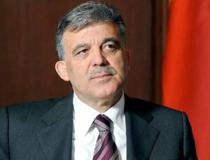 ABDullah Gül’den Netanyahu’nun ABD Kongresi’nde Konuşmasına Tepki: Bu Gece Soykırım Suçlusunun Oynadığı Utanç Sirki İzledik; Amerika Çocuk Katili Uğruna Kendini Rezil Etti