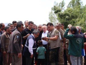 Afad Başkanı Memiş, Erzurum’da Selden Etkilenen Bölgelerde İnceleme Yaptı: Meteoroloji’nin Sarı İkazı, Turuncuya Dönebilir