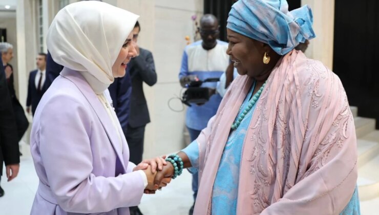 Aile ve Sosyal Hizmetler Bakanı Senegal’de Görüşmelerde Bulundu