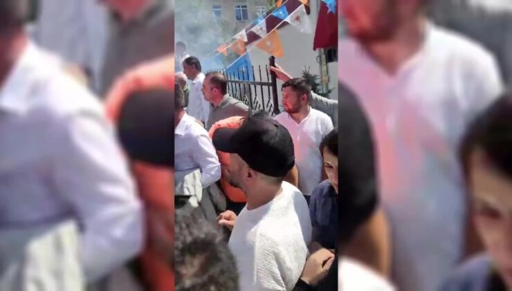 Ak Parti Genel Başkan Vekili Mustafa Elitaş, Konut Yapı Kooperatifleri Mağdurları Tarafından Protesto Edildi