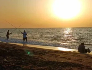 Akçakoca’da Gün Batımı Görenleri Hayran Bırakıyor