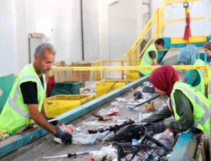 Aksaray Belediyesi Atık Toplama ve Ayırma Tesisi Rekor Kırdı