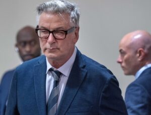 Alec Baldwin Mahkemede Hıçkıra Hıçkıra Ağladı