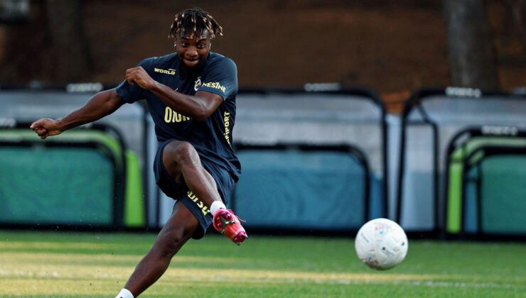 Allan Saint-Maximin’dan Fenerbahçe’ye İyi Haber