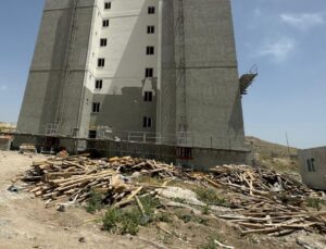 Ankara’da İnşaat İskelesi Çöktü: 4 Yaralı