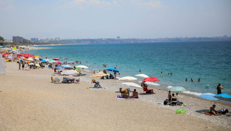 Antalya Kıyılarında Sıcak Hava Yoğunluğu