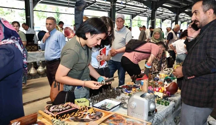 Antika Pazarı da Mevlana Pazar Yerine Taşınıyor