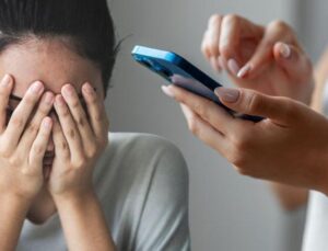 Araştırmalar Korkuttu: Akıllı Telefonlar Depresyon ve Gerilim Düzeylerinde Artışa Neden Oluyor