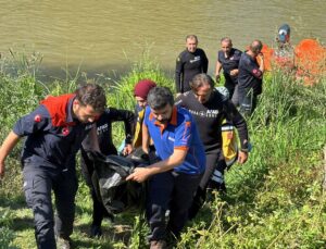 Arkadaşlarıyla Sakarya Irmağı’na Girdi! 3 Kilometre Uzaklıktan Cansız Bedeni Çıktı