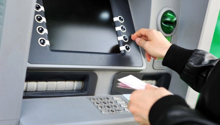 ATM’lerde Yeni Dönem Resmen Başladı: Müşteriler Bankada Sıra Beklemek Zorunda Kalmayacak