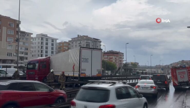 Avcılar’da Trafiği Durduran Kaza: D-100’de Ankara Tarafı Kapandı