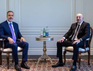 Azerbaycan Cumhurbaşkanı Aliyev, Dışişleri Bakanı Fidan’ı Kabul Etti