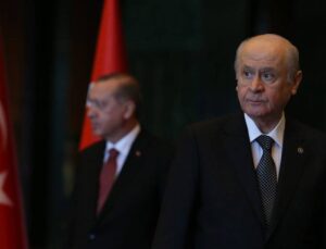 Bahçeli: TSK, FETÖ’nün İç ve Dış Uzantılarına Karşı Seri Operasyonlar Başlatmalı