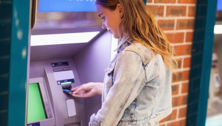 Bankalardan Müşterileri Çileden Çıkaracak Karar! ATM Önlerinde Uzun Kuyruklar Oluşacak