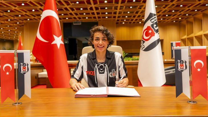 Beşiktaş United Payment, İlayda Civelek’i Transfer Etti!