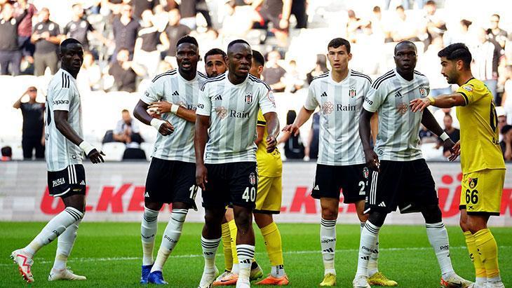 Beşiktaş’ta 7 Futbolcu İçin Karar Zamanı! 18 Yabancı Van Bronckhorst’u Düşündürüyor