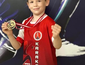 Beyin Tümörü Teşhisi Konulan Karate Sportmeni Enes Gündaşlı Hayatını Kaybetti