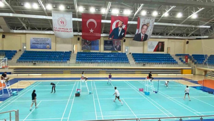 Bilecik’te Düzenlenen Badminton Karşılaşmaları Yoğun İştirakle Gerçekleşti